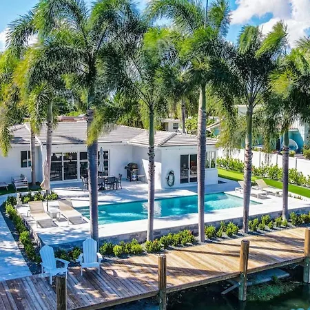 Lakefront Family Fun Home With Private Dock 3Br 2B